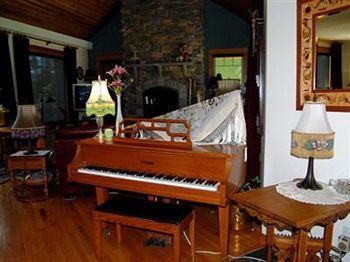 River House Bed And Breakfast Nine Mile Falls Dış mekan fotoğraf